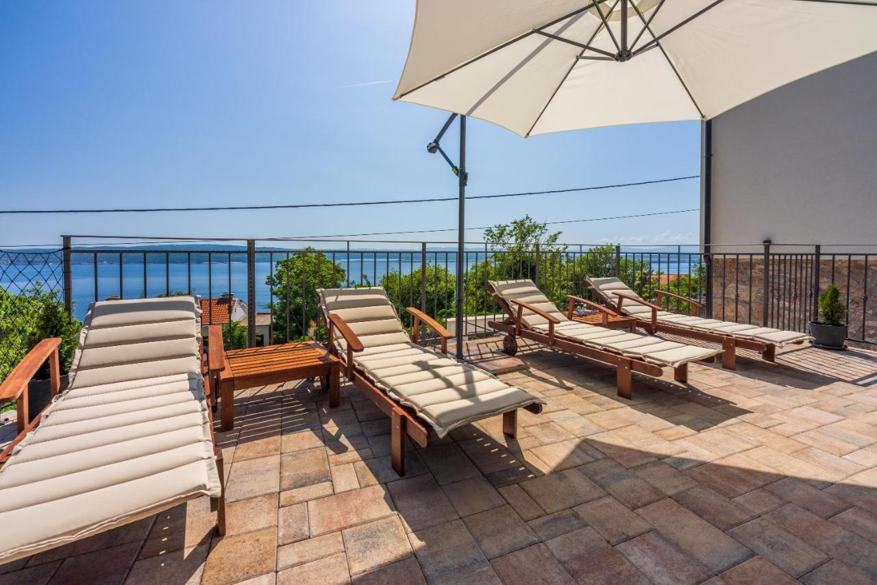 Villa Antani With Heated Pool, Sauna & Jacuzzi Цриквеница Экстерьер фото